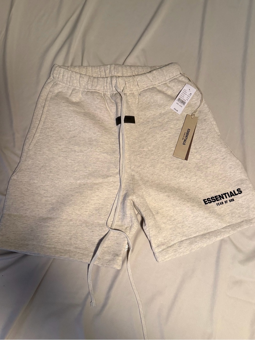 Fear of God ESSENTIALS Men’s Light Oatmeal Shorts Size Small